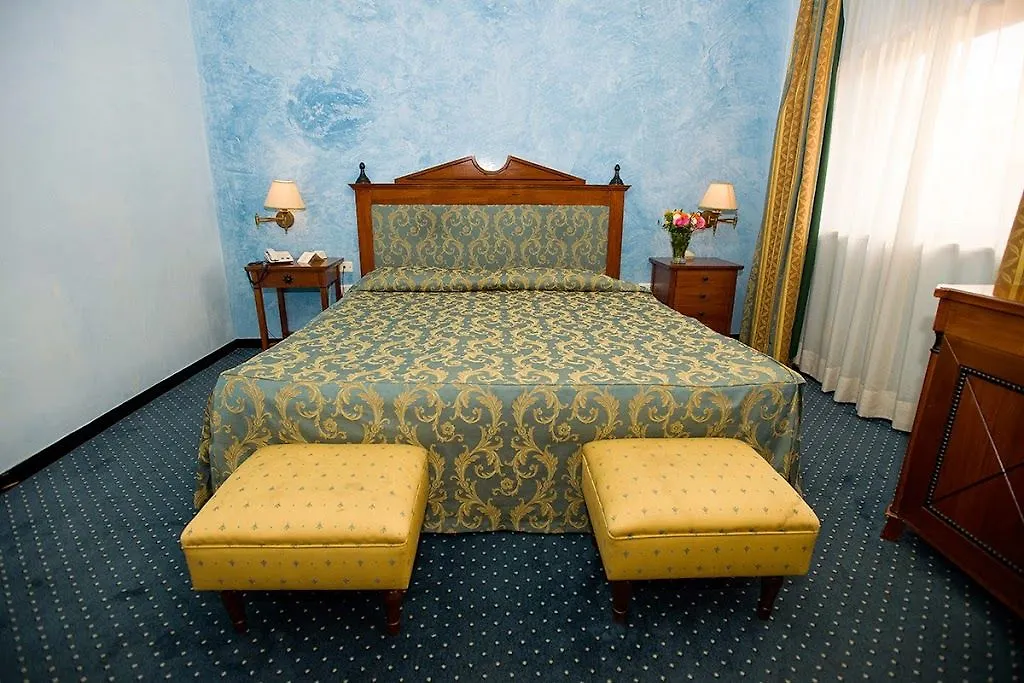 Hotel Federico II Central Palace Παλέρμο 4*,